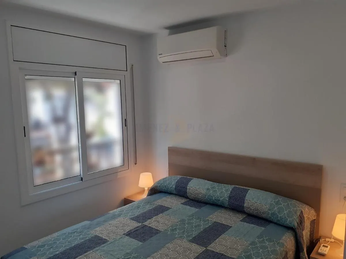 Apartamentos Dins Mar Apto. 1 토르뎀바라