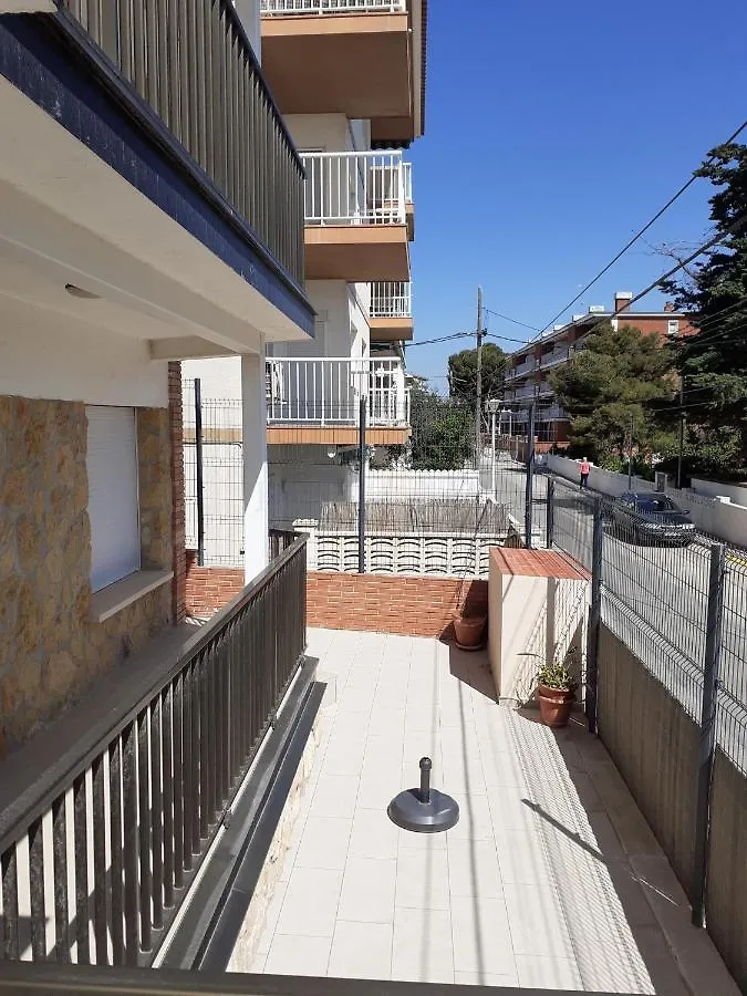 Apartamentos Dins Mar Apto. 1 토르뎀바라 아파트