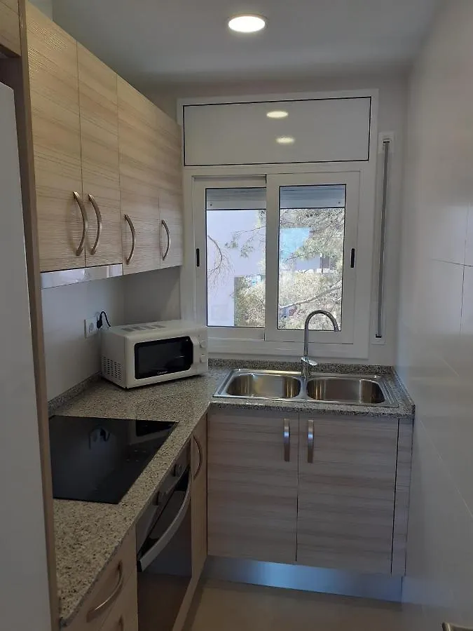Apartamentos Dins Mar Apto. 1 토르뎀바라 0*,